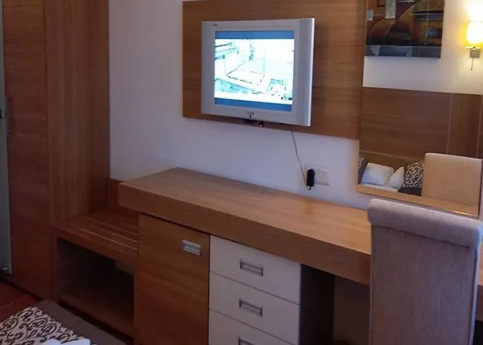 Lemon فندق كاس